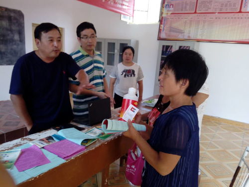 科技助力精準(zhǔn)扶貧，畜牧技術(shù)交流現(xiàn)場(chǎng)會(huì)在縣召開(kāi)